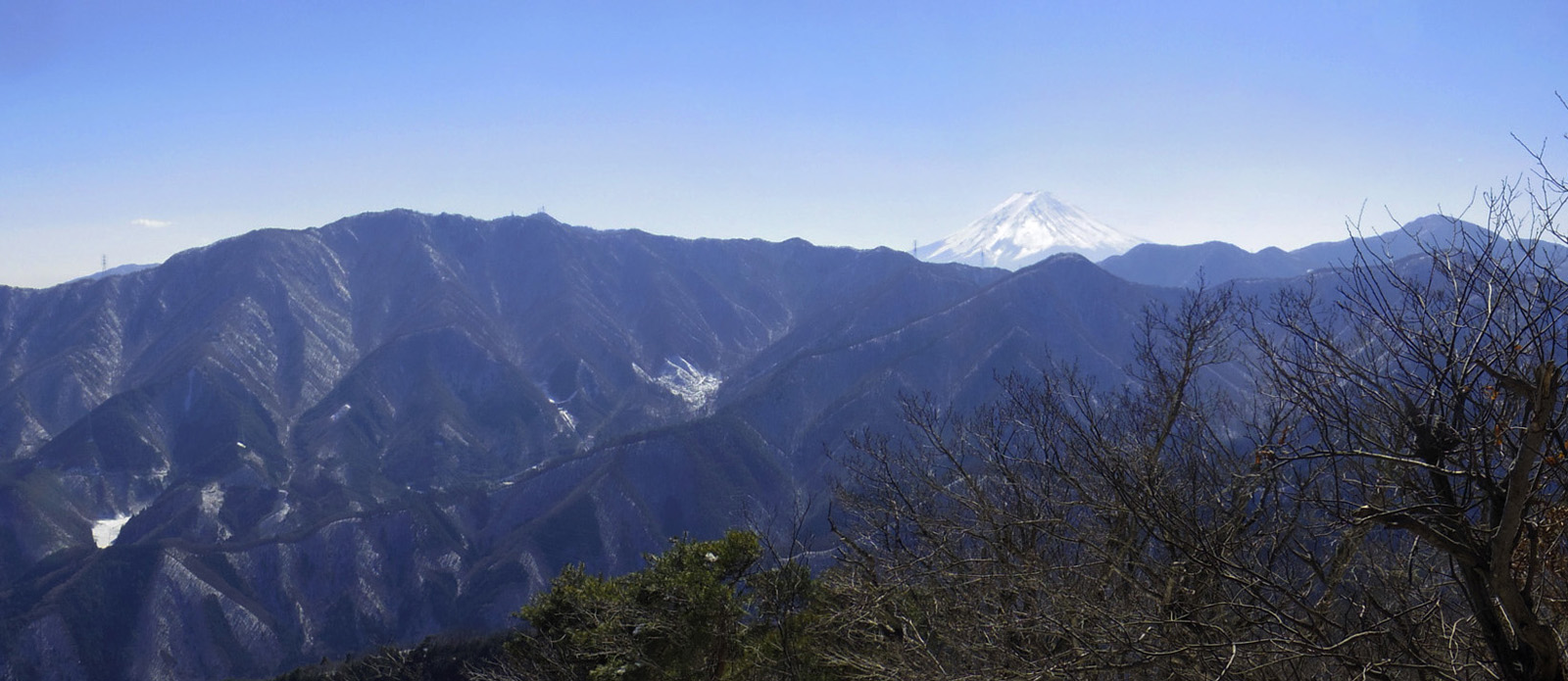 �@���q�僖�����R��O�̔��˔����炩��̕x�m�R�@