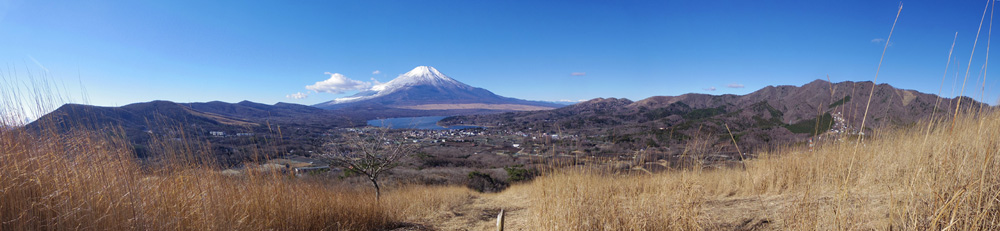 ���w�R�R���܂�5�����̂Ƃ��납��̕x�m�R