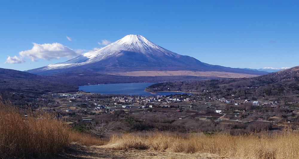 ���w�R�R����O�̓W�]�n����̕x�m�R