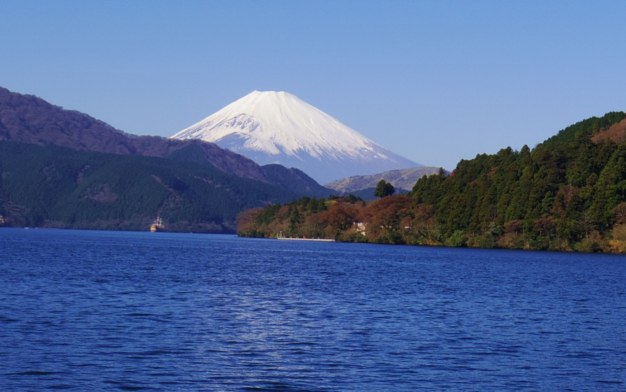 元箱根港からの富士山　その5。壁紙用1