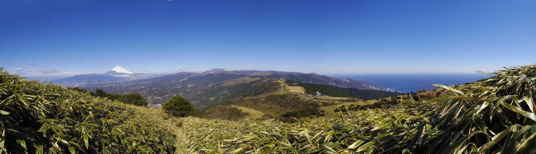 ���x����̕x�m�R�Ɣ����_�R�Ƒ��͘p