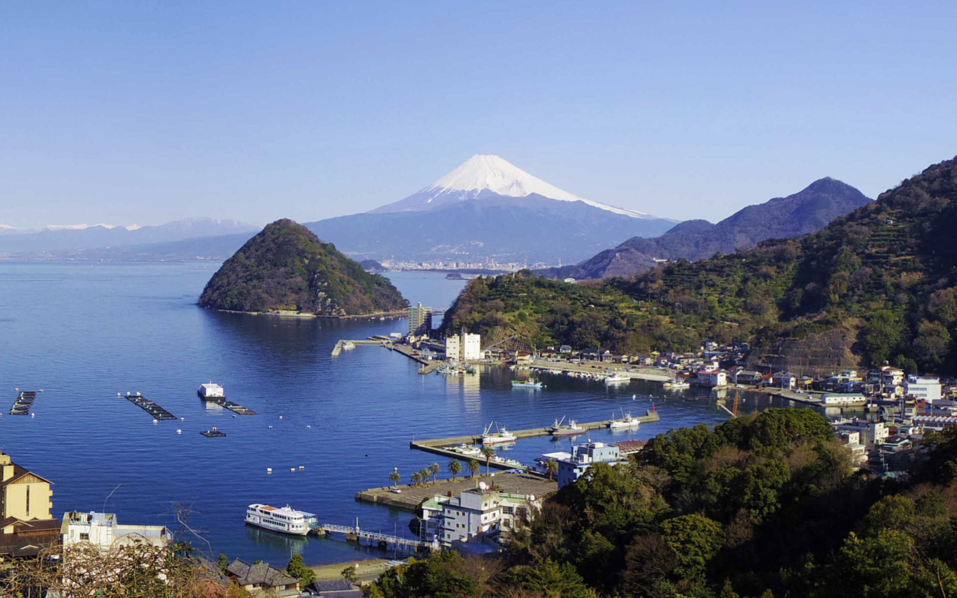 ���[��R�����䂩��̕x�m�R�ƈ���R�@�ǎ��p