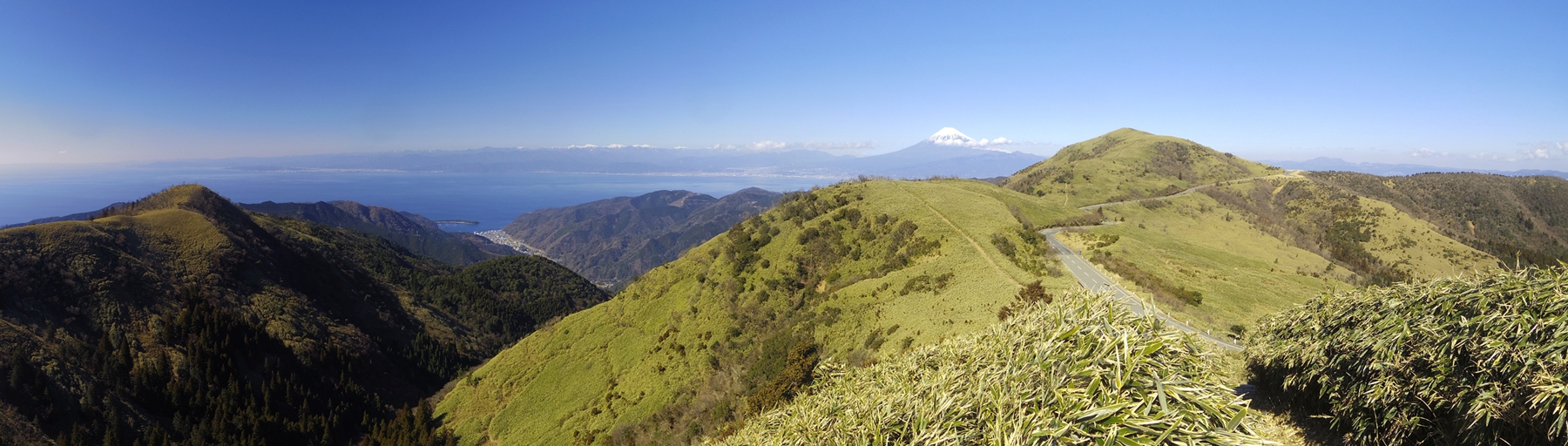 �ËH�R����̒B���R�Əx�͘p�ƕx�m�R�Q